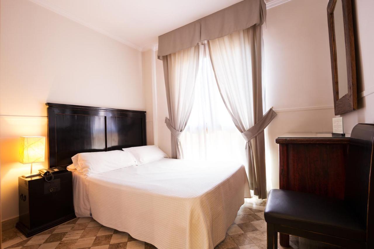 Hotel Boutique Reina Mora กรานาดา ภายนอก รูปภาพ