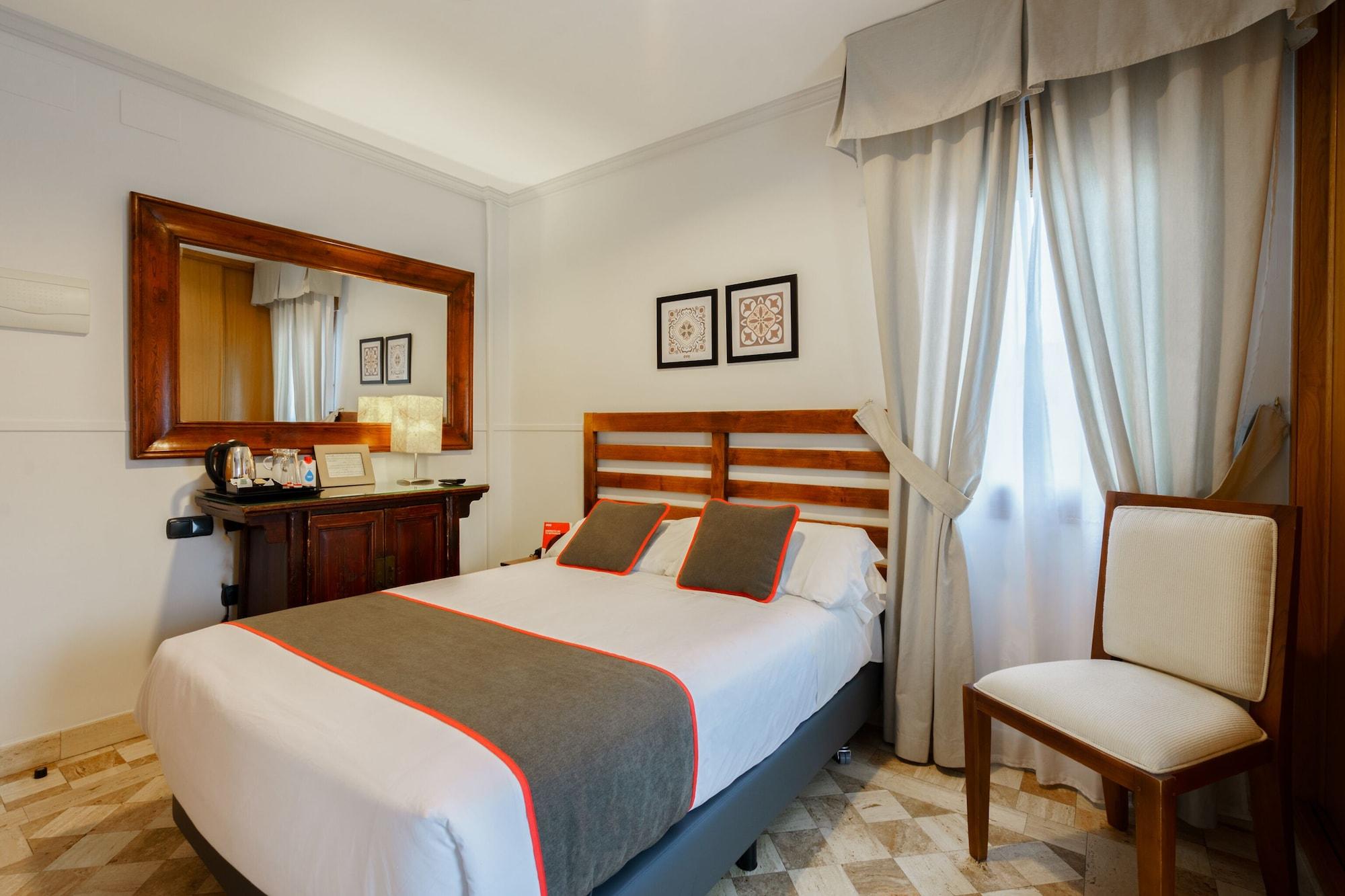 Hotel Boutique Reina Mora กรานาดา ภายนอก รูปภาพ