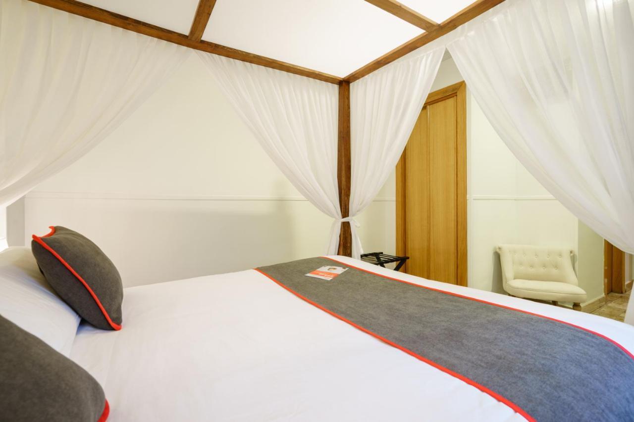 Hotel Boutique Reina Mora กรานาดา ภายนอก รูปภาพ